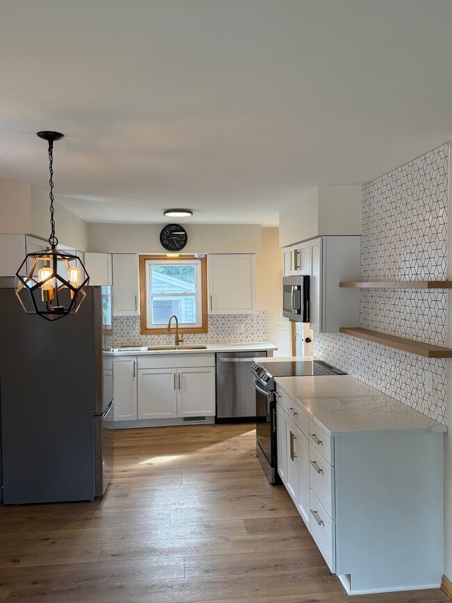 property at 568 Boyd St