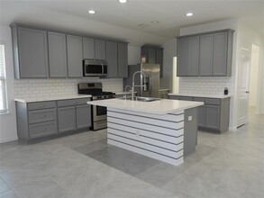 6902 Ithaca Heights Ln in Richmond, TX - Building Photo - Building Photo