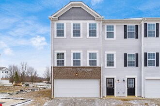 2719 McHenry Dr in Columbus, OH - Building Photo - Building Photo