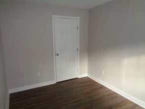 110 Dogwood Heights in Batesville, MS - Foto de edificio - Building Photo