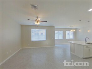 4544 E Grandview St in Mesa, AZ - Foto de edificio - Building Photo