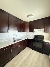 2019 W Martin Luther King Jr Blvd, Unit 2019 in Los Angeles, CA - Building Photo - Building Photo