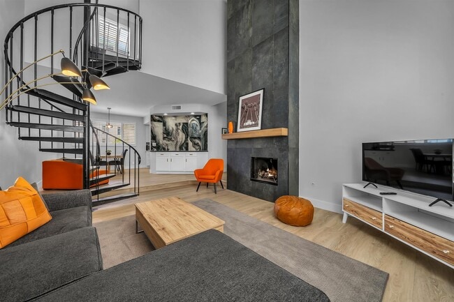 property at 1412 N Crescent Heights Blvd