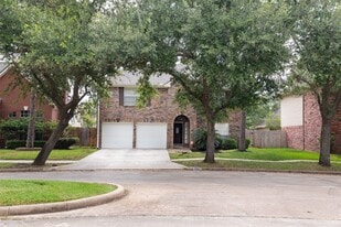 2807 Grants Lake Blvd in Sugar Land, TX - Building Photo
