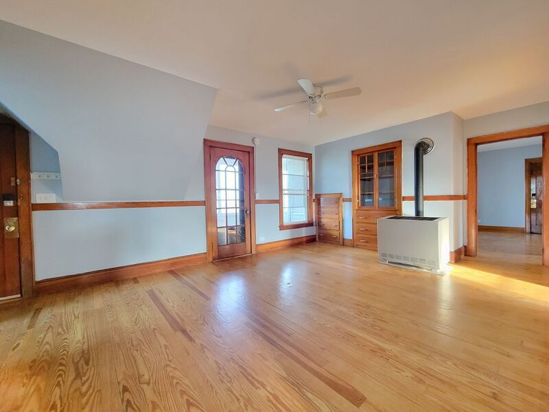 402 Hevey St in Manchester, NH - Building Photo
