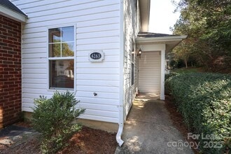 4263 Melrose Club Dr in Matthews, NC - Building Photo - Building Photo