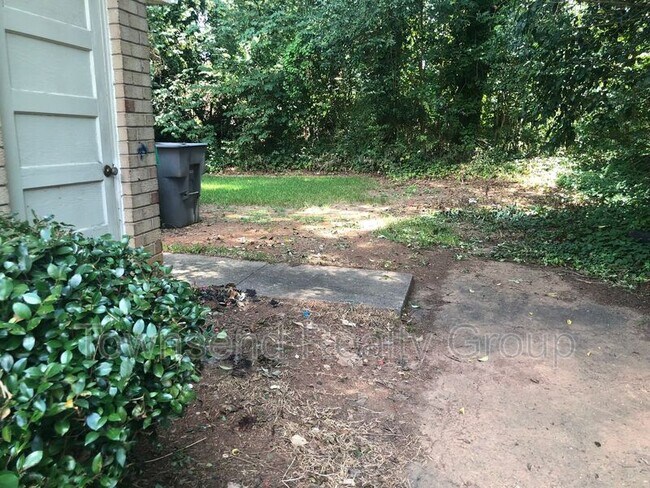 3024 Amity Garden Ct in Charlotte, NC - Building Photo - Building Photo