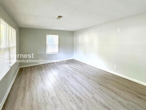 5404 Bryant Blvd in Morrow, GA - Building Photo - Building Photo