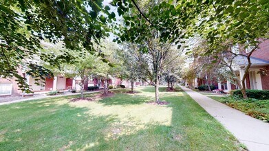 3120 Promenade Cir in Ann Arbor, MI - Building Photo - Building Photo