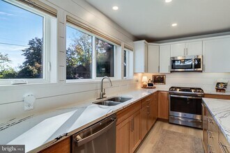 84 S Chesapeake Ave in Prince Frederick, MD - Building Photo - Building Photo