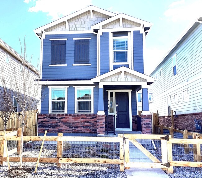 23582 E 3rd Pl