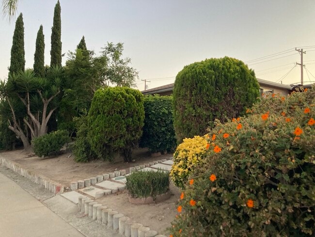 property at 4640 Clairemont Dr