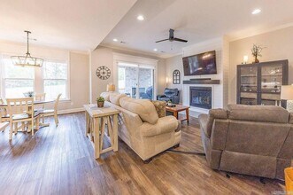51 Saffron Cir in Little Rock, AR - Building Photo - Building Photo