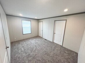 522 Washington in Belleville, MI - Building Photo - Building Photo