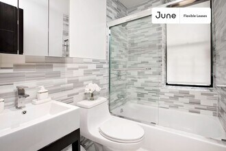 350 Manhattan Ave in New York, NY - Building Photo - Building Photo