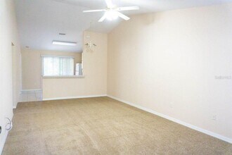 15 Bunker Knolls Ln in Palm Coast, FL - Building Photo - Building Photo