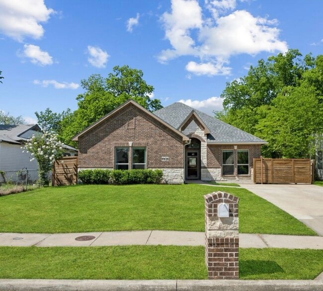 property at 4435 Cicero St