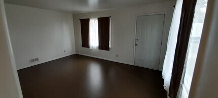 3934 N Nevada St, Unit 3934 N Nevada in Spokane, WA - Building Photo - Building Photo