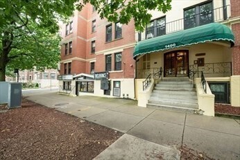 1400 Commonwealth Ave in Boston, MA - Foto de edificio - Building Photo