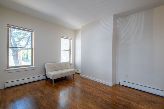 363 Liberty St in Newburgh, NY - Building Photo - Building Photo