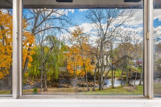 154 Cold Spring Rd in Stamford, CT - Building Photo - Building Photo