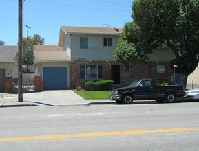 Pittsford Manor Apartments in Santa Clara, CA - Building Photo - Building Photo