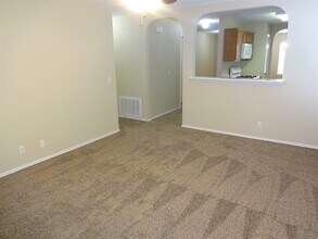 224 Tolcarne Dr in Hutto, TX - Building Photo - Building Photo