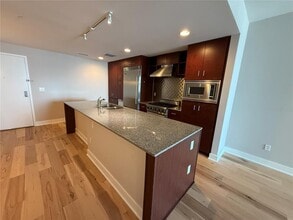 1208 E Kennedy Blvd in Tampa, FL - Building Photo - Building Photo