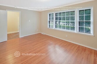 8433 Dunsinane Dr in Charlotte, NC - Building Photo - Building Photo