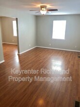 6400 Kensington Ave in Richmond, VA - Building Photo - Building Photo
