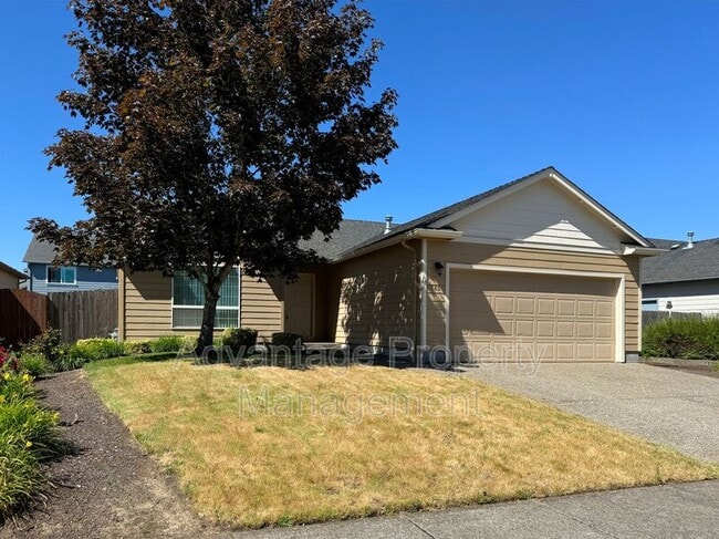 property at 1785 Cougar Ave SW