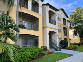 11511 Villa Grand in Ft. Myers, FL - Building Photo