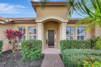827 SW Grand Reserves Blvd in Port St. Lucie, FL - Building Photo - Building Photo