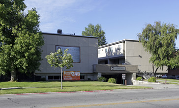 440 E 700 N in Provo, UT - Foto de edificio - Building Photo