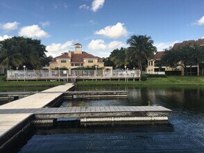 2331 NW 33rd St in Oakland Park, FL - Building Photo - Building Photo