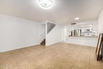 3030 Hayden Rd in Scottsdale, AZ - Building Photo - Building Photo