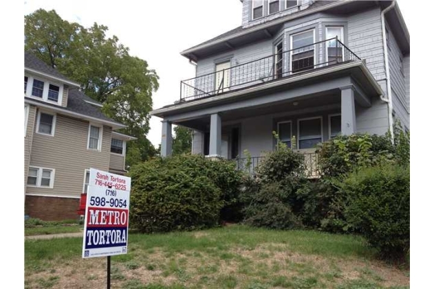 2026 Hertel Ave in Buffalo, NY - Building Photo - Building Photo