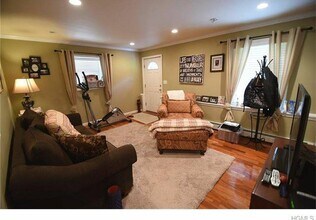 66 Newman Ave, Unit na in Hawthorne, NY - Building Photo - Building Photo