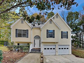 7339 Essex Dr in Douglasville, GA - Building Photo