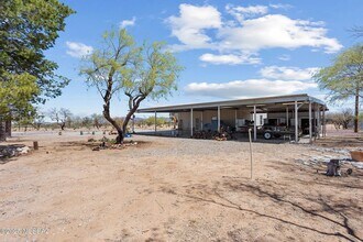 9031 S Lonesome Ln in Tucson, AZ - Building Photo - Building Photo