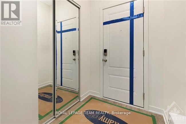 214 Verulam St in Ottawa, ON - Building Photo - Building Photo