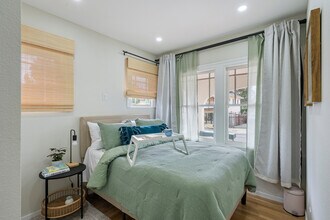 3920 Quigley St in Oakland, CA - Building Photo - Building Photo