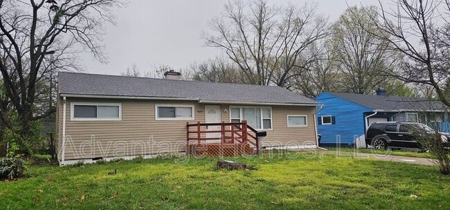 property at 11410 Palmer Ave