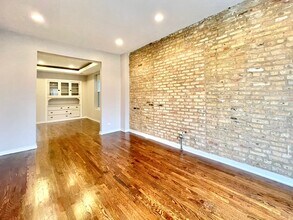 3342 W Beach Ave in Chicago, IL - Building Photo - Building Photo