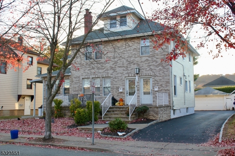 424 Lafayette Ave in Hawthorne, NJ - Building Photo