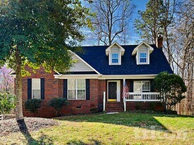 7284 Green Meadow Ct in Denver, NC - Building Photo