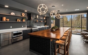 The Spoke in Redmond, WA - Building Photo - Building Photo