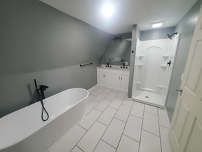 531 N 18th St in Cambridge, OH - Foto de edificio - Building Photo