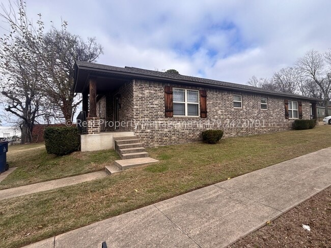 324 S 12th St in Fort Smith, AR - Building Photo - Building Photo