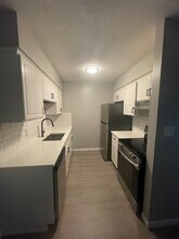 1254 E West Maple Rd in Walled Lake, MI - Building Photo - Building Photo